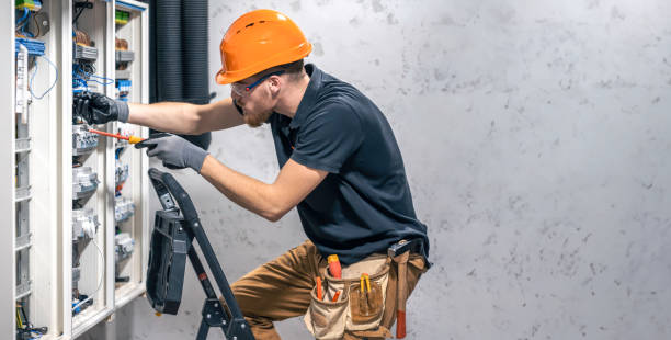 Best Circuit Breaker Repair  in Reedspt, OR